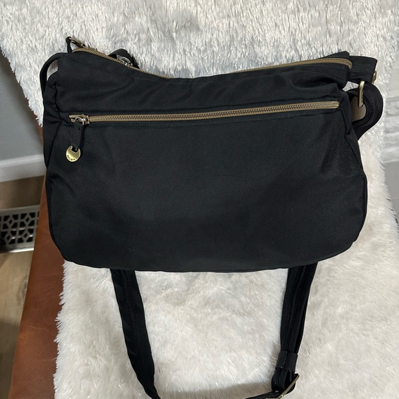 Travelon shoulder bag perfect condition - Picture 4 of 8